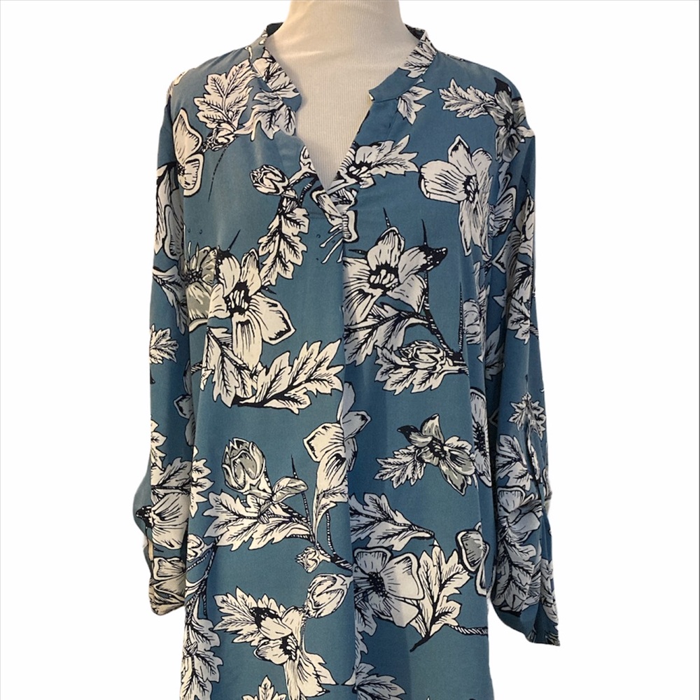 Floral Print, Long V Neck Cuffed Sleeve Blouse Top
